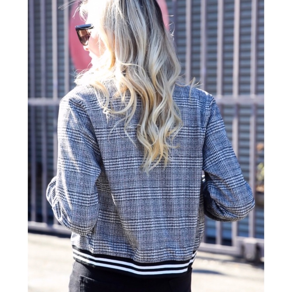 Y2K Plaid Cropped Bomber Jacket - Picture 4 of 10